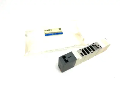 USED SMC PLUG-IN SOLENOID VALVE 5-PORT