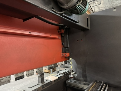 1998 AMADA HFB-125 PRESS BRAKE | Production Asset (14)