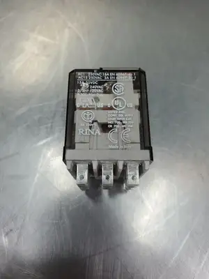 USED Allen Bradley 700-HB33A1 15A 120VAC Relay