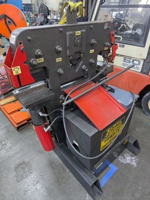 Used 1900 EDWARDS JAWS IV Ironworkers Illinois US | Revelation Machinery #1394753