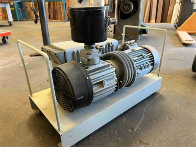 Used 1997 BUSCH RC0100 E 503 Vacuum Pumps California US | MachineryMax #1390414