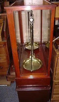 0644-385 Antique Daube & Hopken Balance Beam Scale