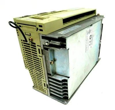 USED YASKAWA ELECTRIC SGDH-30DE SERVOPACK SGDH30DE