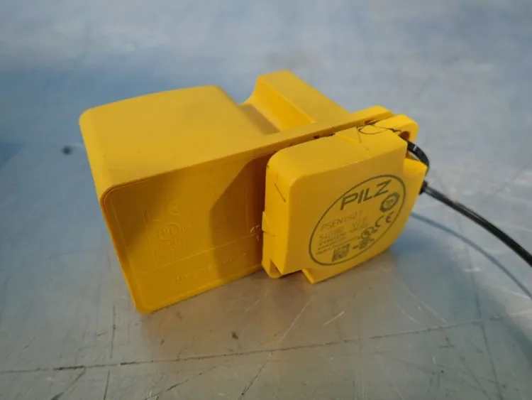 New | in-Stock PILZ PSEN CS2.1P 1 SWITCH Relays & Switches | HGR 24 #739342