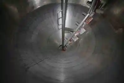 600 gal surge stainless steel tank