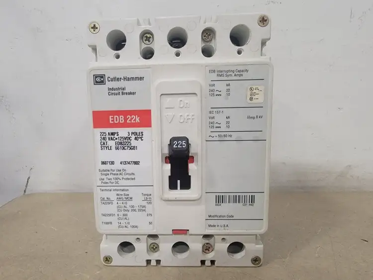 Used CUTLER-HAMMER EDB3225 Switchgears British Columbia CA | Lenmark #367192