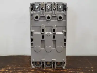Used WESTINGHOUSE HKA3225F Switchgears British Columbia CA | Lenmark #242388