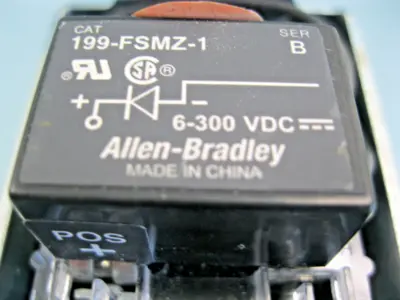 USED Allen-Bradley 700S-DCP310Z24