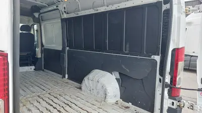 2018 RAM PROMASTER 3500 WORK VANS | Platinum Group (22)