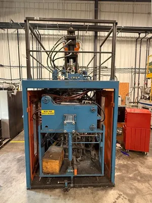 STERLING LS-3 Blow Molding Machines | ListingHippo (29)