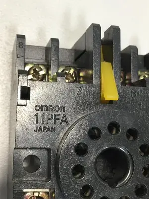 USED OMRON 11PFA