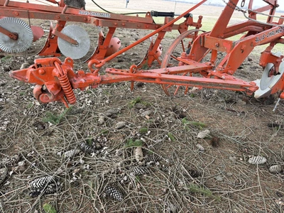 Allis Chalmers 1-Bottom Plow