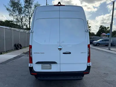 Used 2019 FREIGHTLINER SPRINTER 3500 Tractors & Trailers Florida US | Truck and Van Outlet #1506260