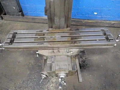 Used FIRST LC1 1/2TM Vertical Mills Ohio US | HGR 24 #1091573