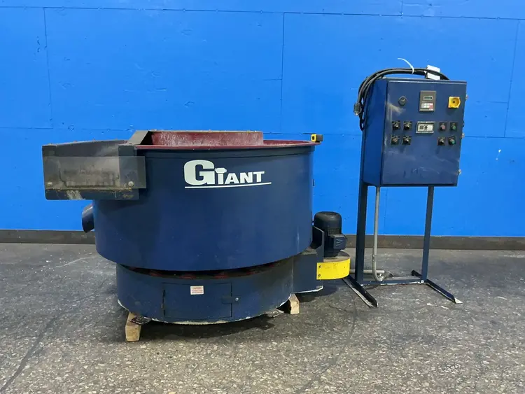 Used GIANT FINISHING, INC GB10 Vibratory Machines Ohio US | HGR 24 #1149278