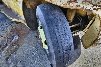 Used 1970 CATERPILLAR B25 Internal Combustion Forklifts: Pneumatic Tire Wisconsin US | Proxy Equipment #1385029