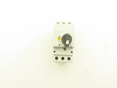 Moeller PKZM4-32 Manual Motor Starter 24-32A 30Hp 600vAC 3Ph