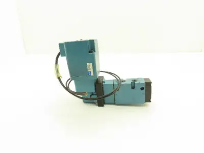 MAC 811C-2E-110EA-152 Pneumatic Air Solenoid Valve 120V 150 PSI 1/4" NPT 5 Way