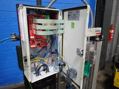 8 Bar Adhesive Dispensing System