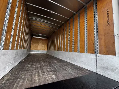 Used 2020 INTERNATIONAL MV Box trucks Florida US | Truck and Van Outlet #1509220