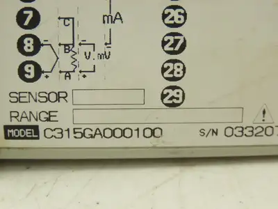 Yamatake SDC31 Digital Temperature Controller 100-240VAC C315GA000100