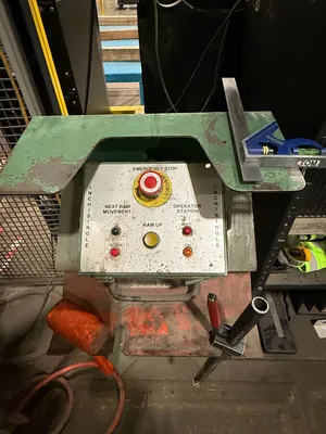 CINCINNATI 90CBII Brake Press | ListingHippo (5)