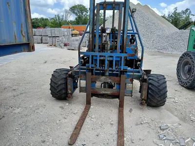 Used 1994 PETERSON D550 Internal Combustion Forklifts: Pneumatic Tire Florida US | Proxy Equipment #1426010