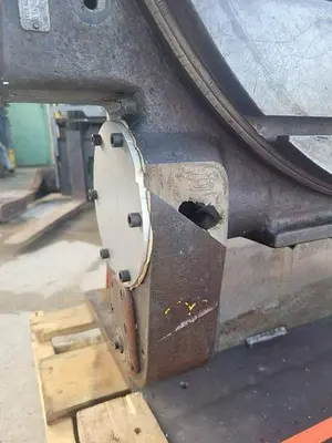 30'' Pratt & Whitney Manual Rotary Table on 24'' x 43'' Right Angle Plate