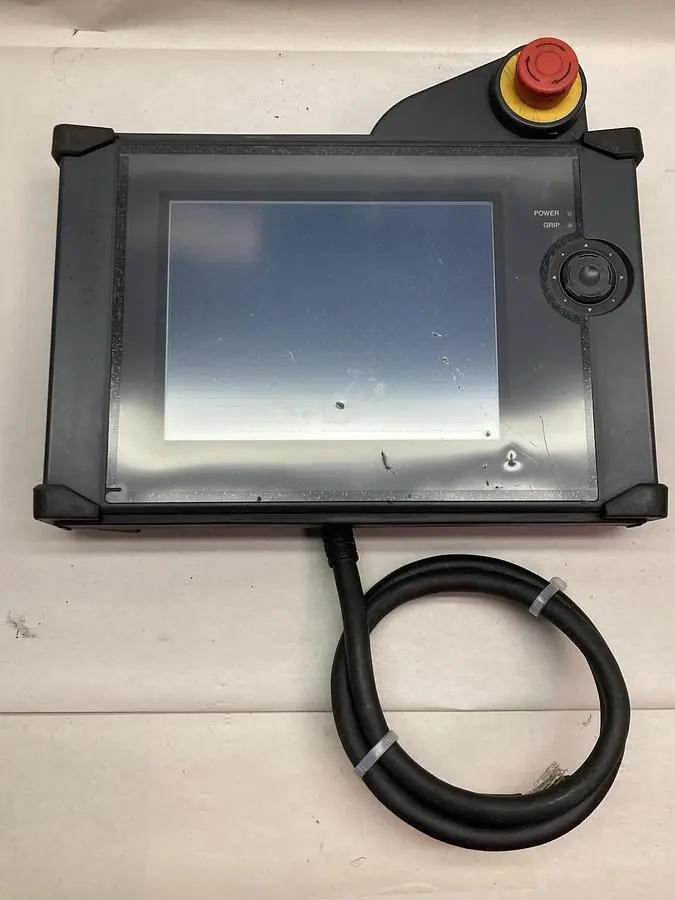 Used KEYENCE VT3-V7R Industrial Controls Ohio US | Surplus Asset Holdings #1262521