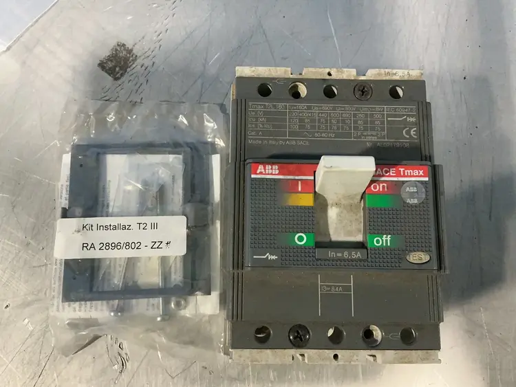 Used ABB TMAX T2L 160 Circuit Breakers Ohio US | HGR 24 #1462139