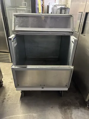 USED Beverage-Air SMF34