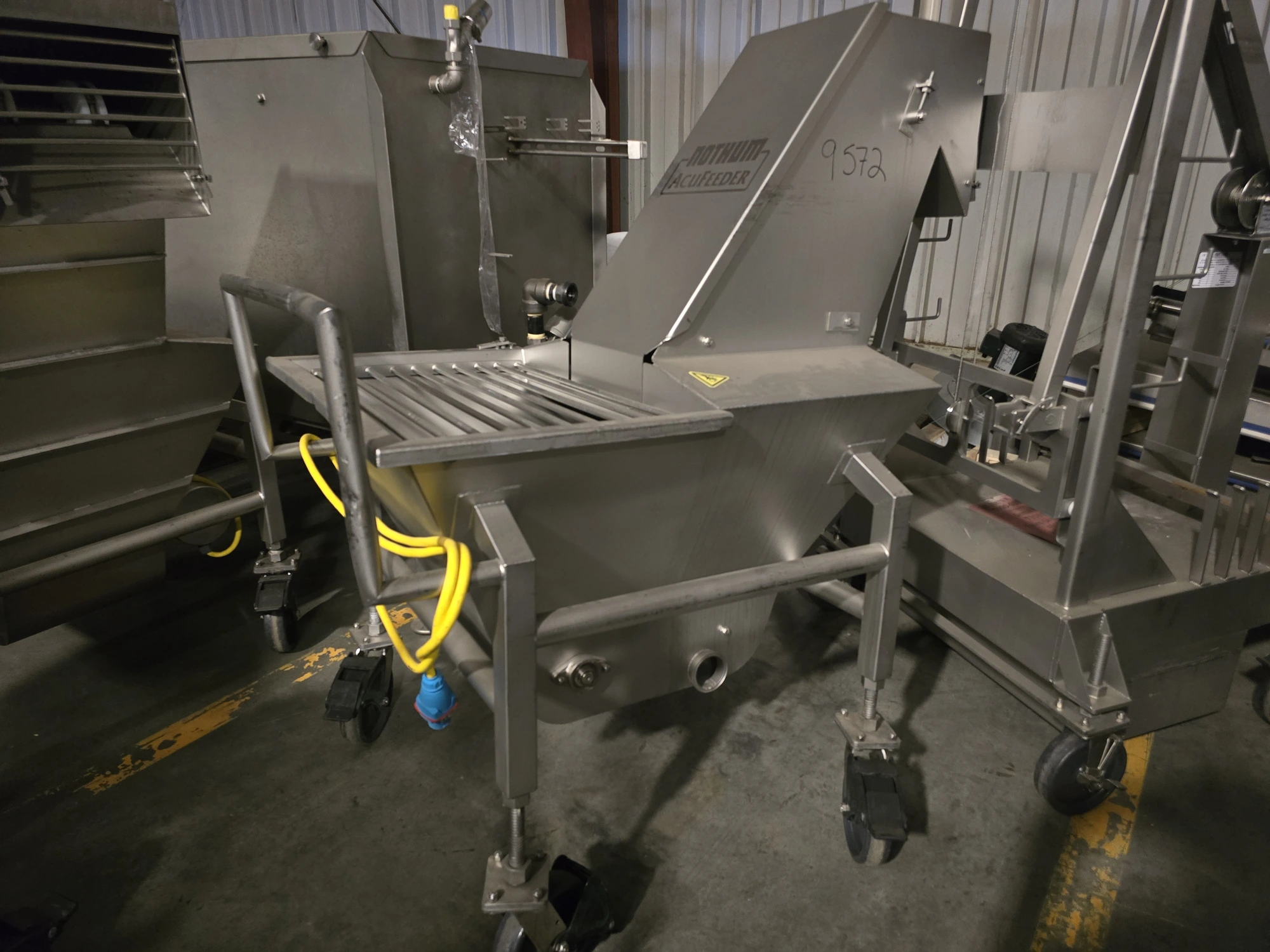 USED 2022 NOTHUM Acufeeder