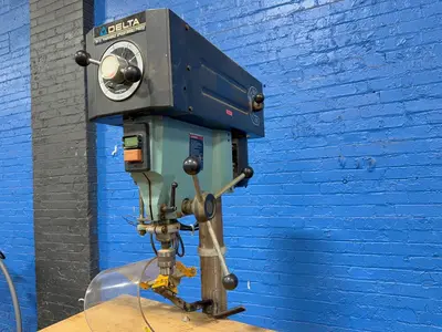 USED DELTA 17925