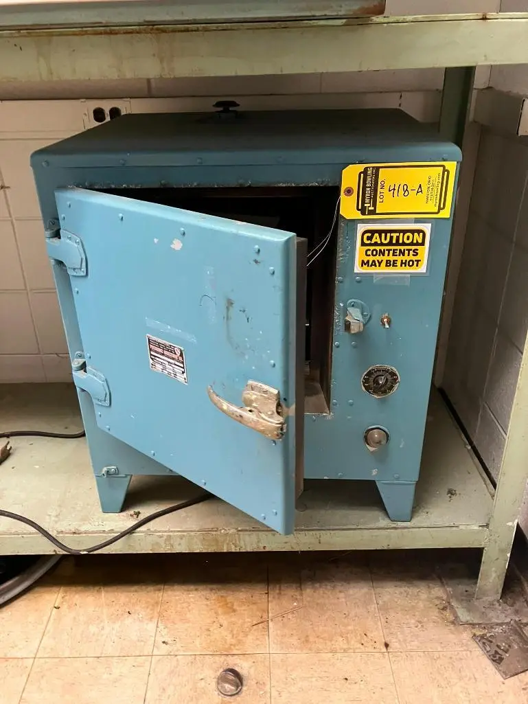 Used _UNKNOWN_ _UNKNOWN_ Lab Ovens Ohio US | Myron Bowling Auctioneers Inc #1504626