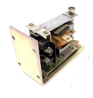 NEW GENERAL ELECTRIC IC2820E500AA10C OVERLOAD RELAY 16A 393B203G10