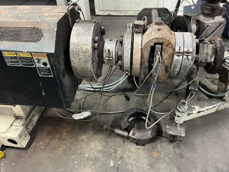 Used 2010 DAVIS STANDARD 3.5" 30:1 air cooled extruder Extruders New York US | Mark One Machinery #205028