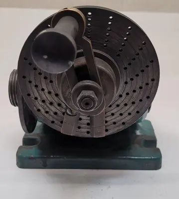 Used ELLIS DIVIDING HEAD Misc Industrial Equipment Kentucky US | Aucto #688098