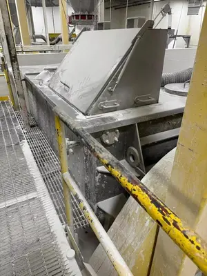 USED RIBBON BLENDER 220 CUBIC FEET