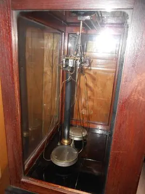 0198 F Sartorius Gottingon Balance Beam Scale