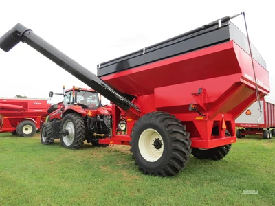 New | in-Stock 2025 E-Z TRAIL 870 Grain Carts Pennsylvania US | Zimmerman Farm Service #1409827