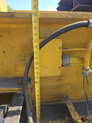 USED 1990 UESCO 5 TON