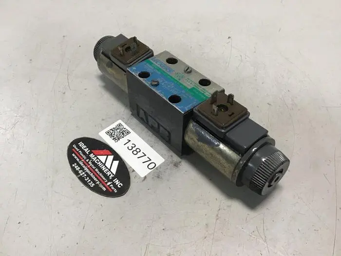 Used VICKERS DG4V3S6CMUHL760EN490 Valves/Fittings Michigan US | Ideal Machinery #606069