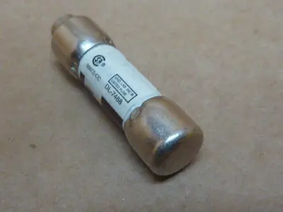 USED LITTELFUSE KLKR-20
