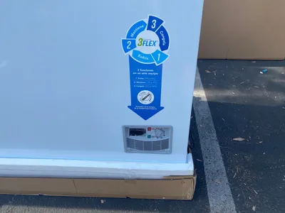 171-0403 98" Solid Top Self Contained Chest Freezer