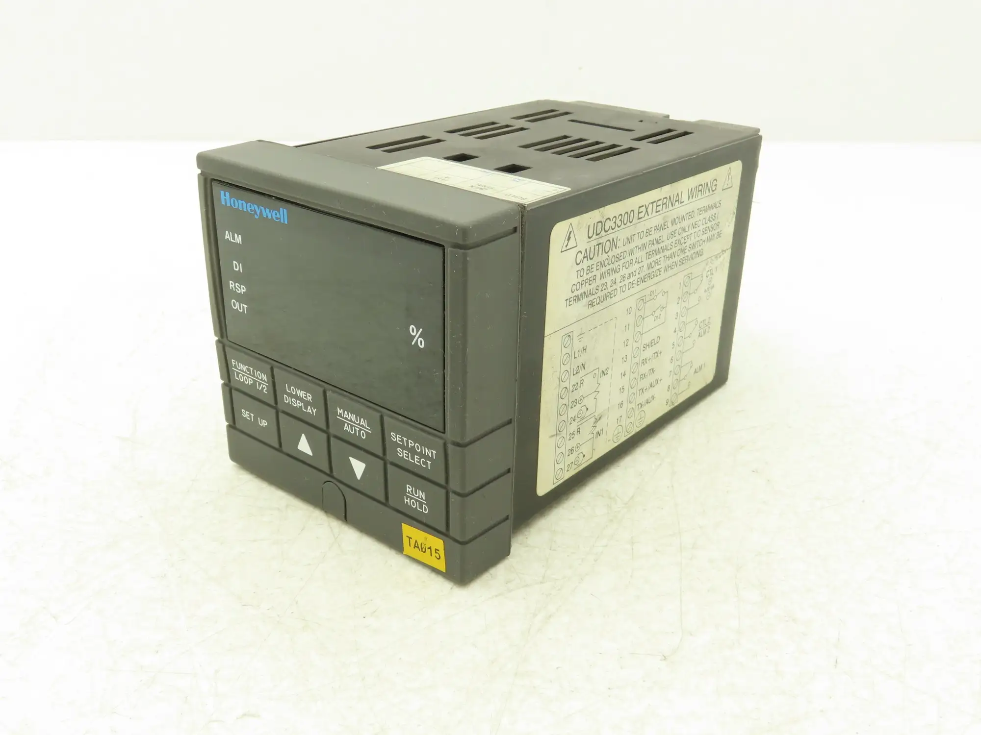 Honeywell UDC3300  Digital Temperature Controller DC330B-K0-000-20-000000-00-0