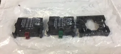 Used EATON MOELLER _UNKNOWN_ Contact Blocks South Carolina US | Palmetto Automation #1505381