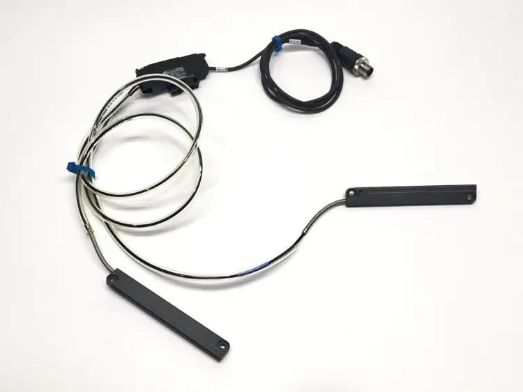 Used KEYENCE FS-N43P, FU-A100 Industrial Controls Michigan US | Maverick Industrial Sales #1461088