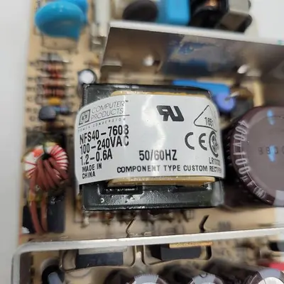 USED COMPUTER PRODUCTS COMPUTER PRODUCTS NFS40-7608 / 720132-77 POWER SUPPLY
