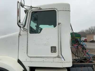 USED 1997 KENWORTH T800