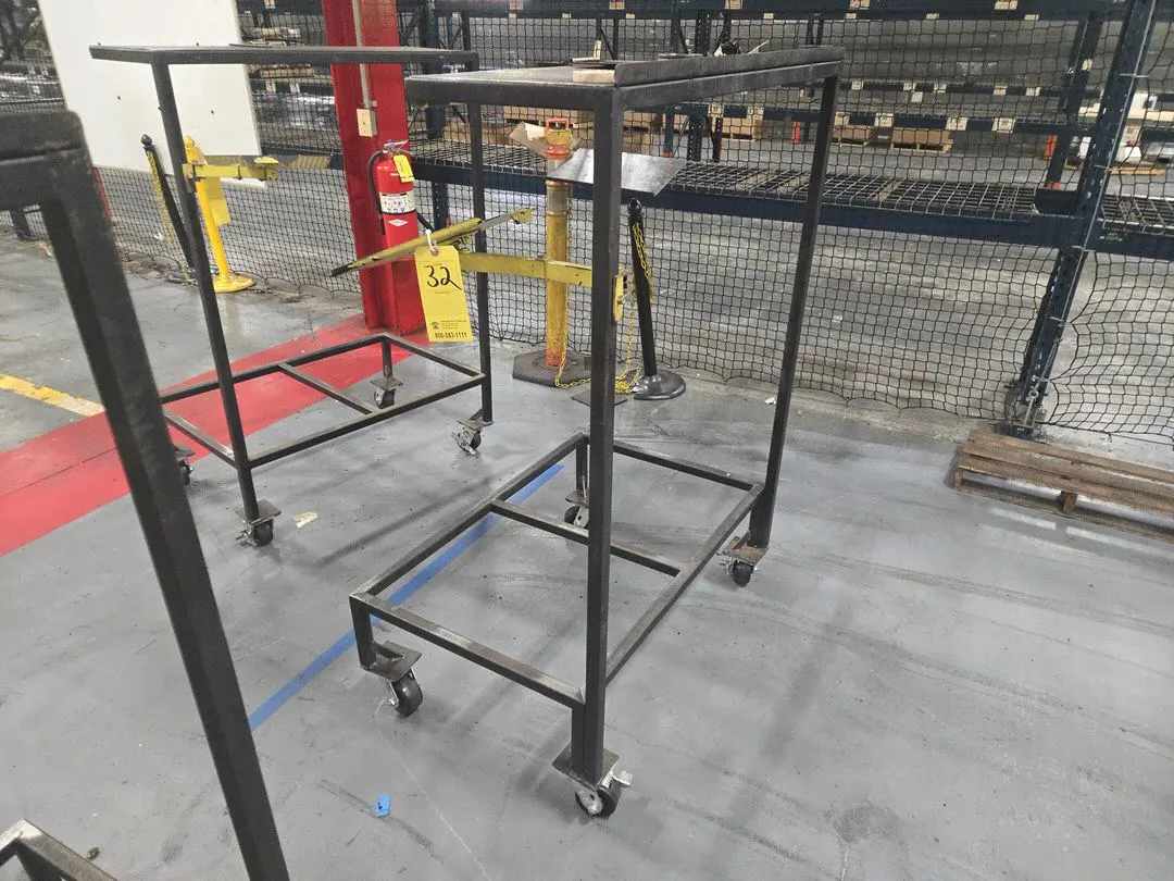 (1)Rolling Pallet Stand